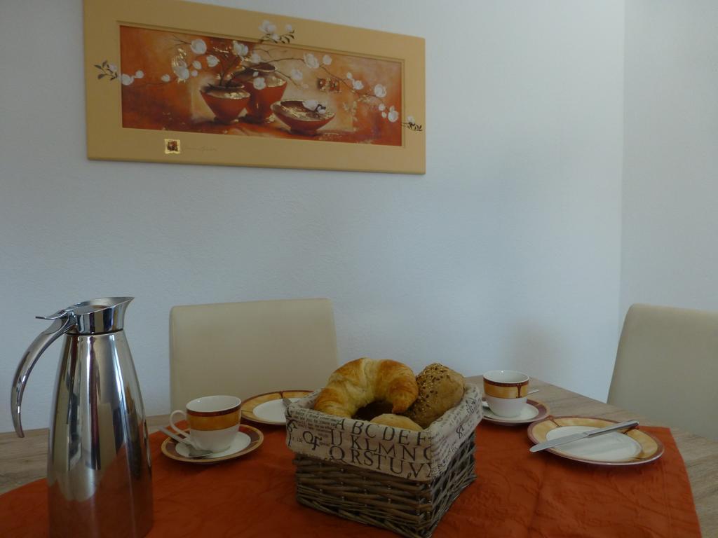 Ferienwohnung Irmgard Und Ferienwohnung Gerlinde Waldbrunn  Bilik gambar